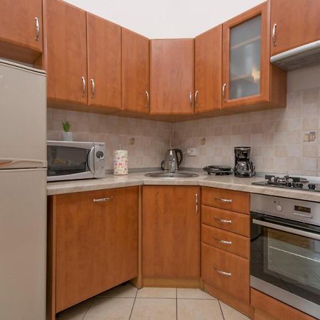 City Centre Sea View Apartment Pula Dış mekan fotoğraf