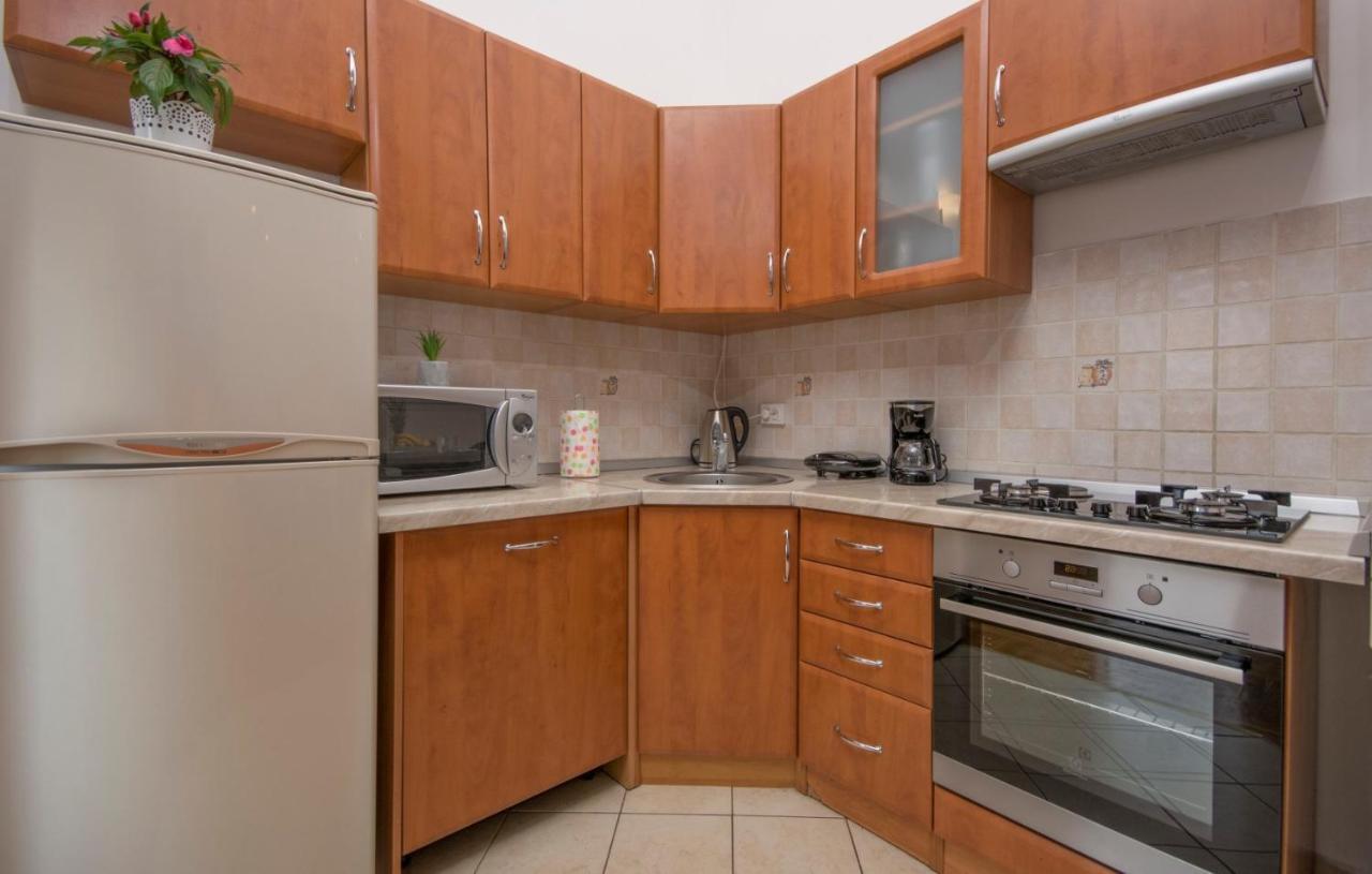 City Centre Sea View Apartment Pula Dış mekan fotoğraf