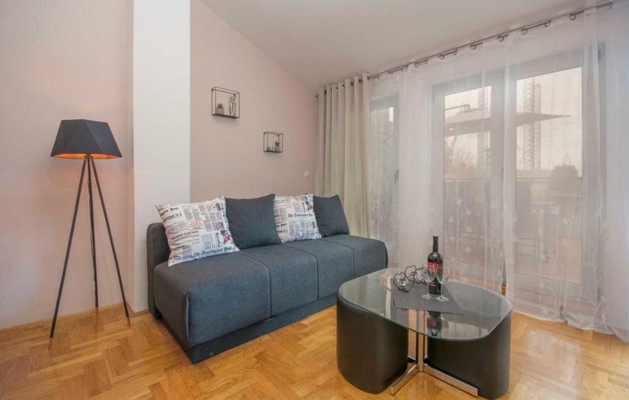City Centre Sea View Apartment Pula Dış mekan fotoğraf