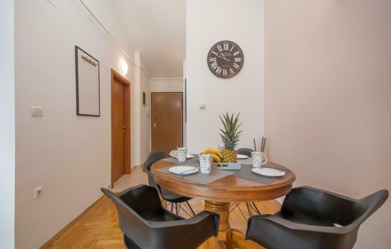 City Centre Sea View Apartment Pula Dış mekan fotoğraf